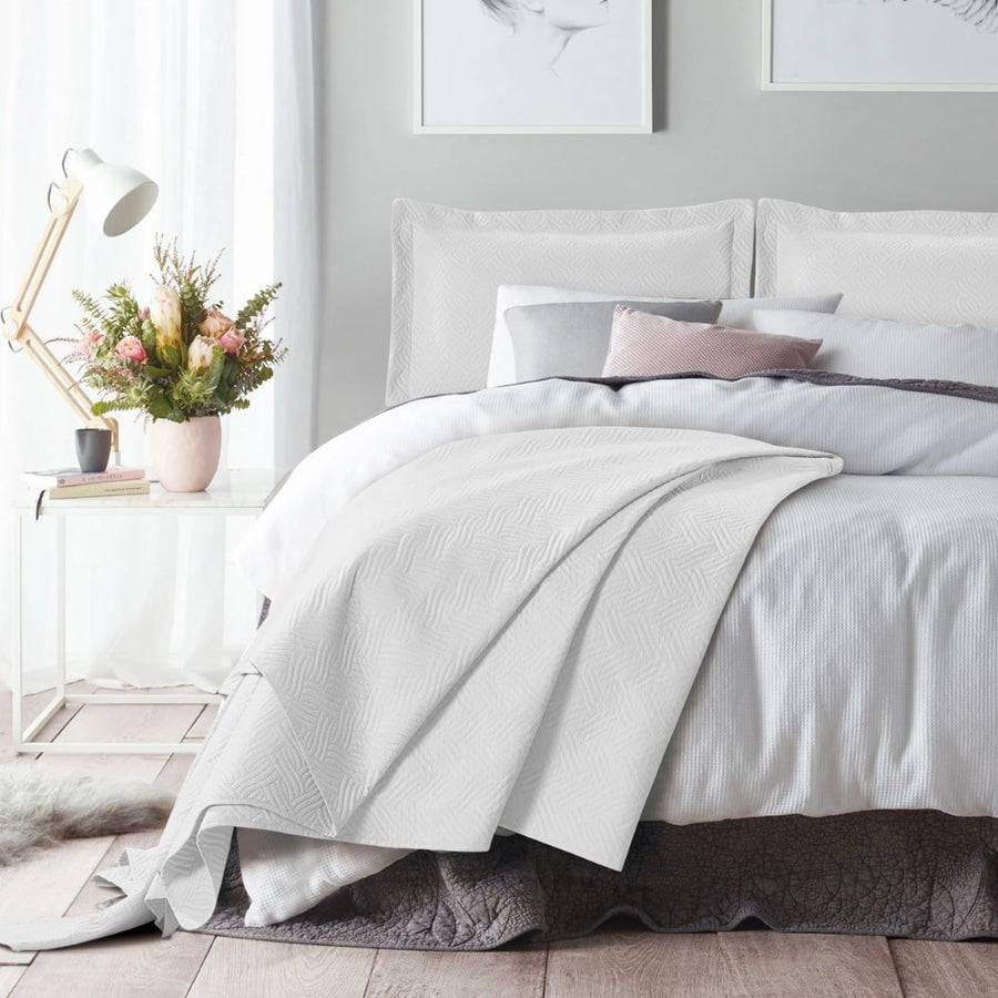 Bedspreads - The Bedding & Blankets Store