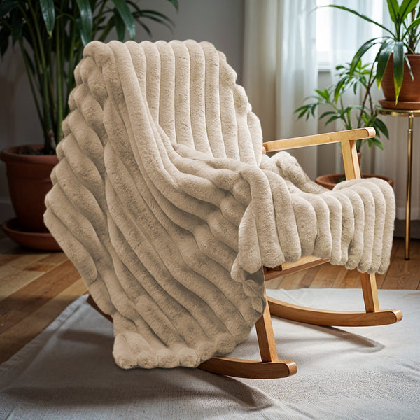 Primaviera Deluxe Rib Faux Fur Throw | Sand