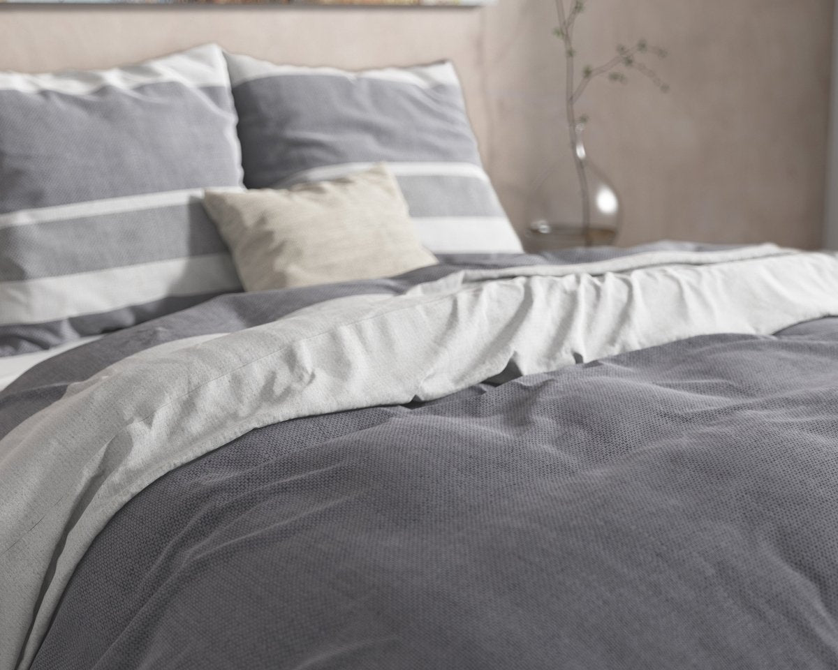 100% Brushed Cotton Duvet Cover Set Skylar | Anthracite | King Long - 240cm (W) x 220cm (L) - The Bedding & Blankets Store