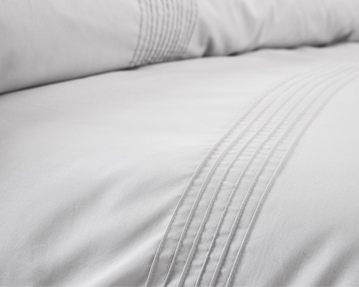 100% Cotton Duvet Cover Set Bogota | White | Double - 200cm (W) x 220cm (L) - The Bedding & Blankets Store
