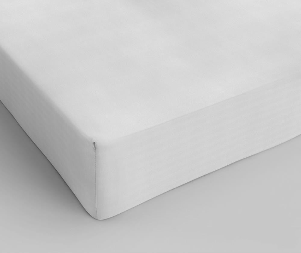 100% Cotton Fitted Sheet | White | Single Narrow (EU) 70 x 200cm (L) x 30cm (D) - The Bedding & Blankets Store