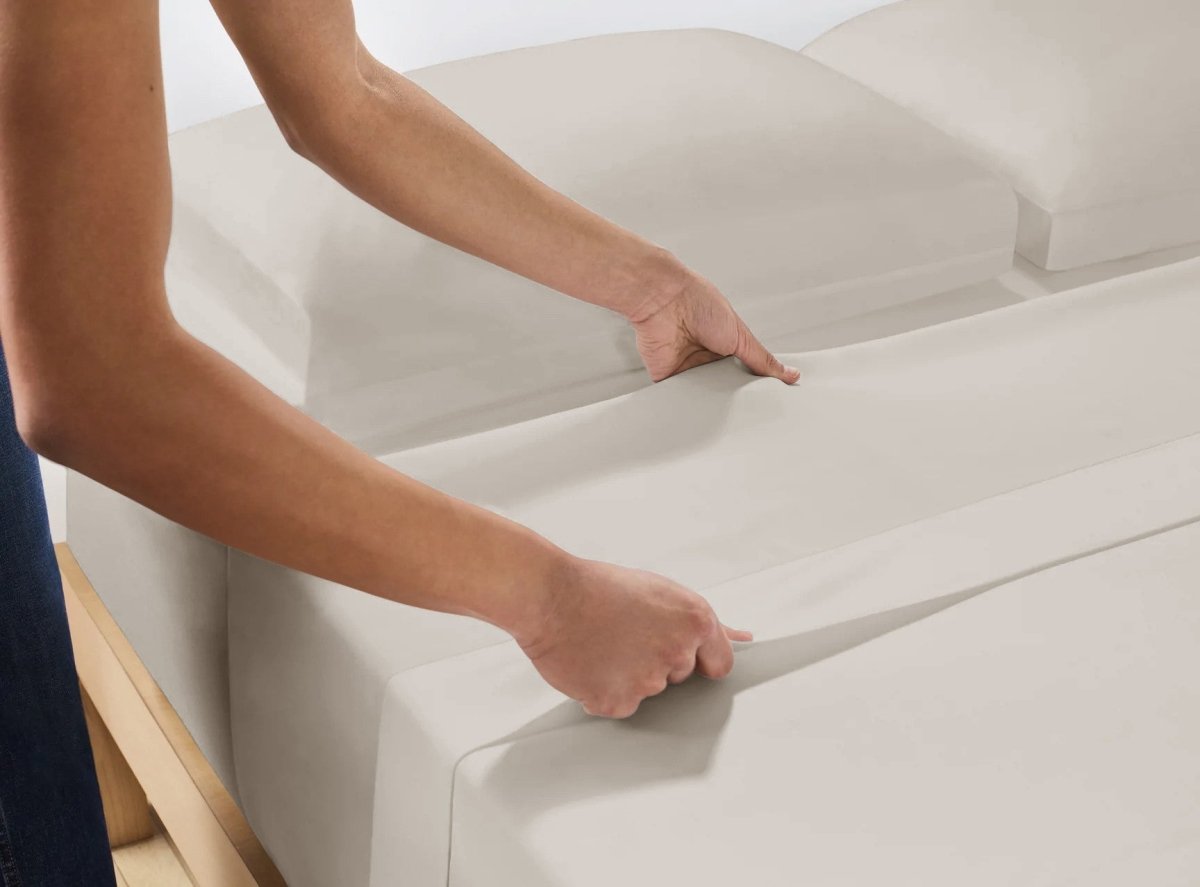100% Cotton Flat Sheet | Cream | Single Long - 150cm (W) x 250cm (L) - The Bedding & Blankets Store