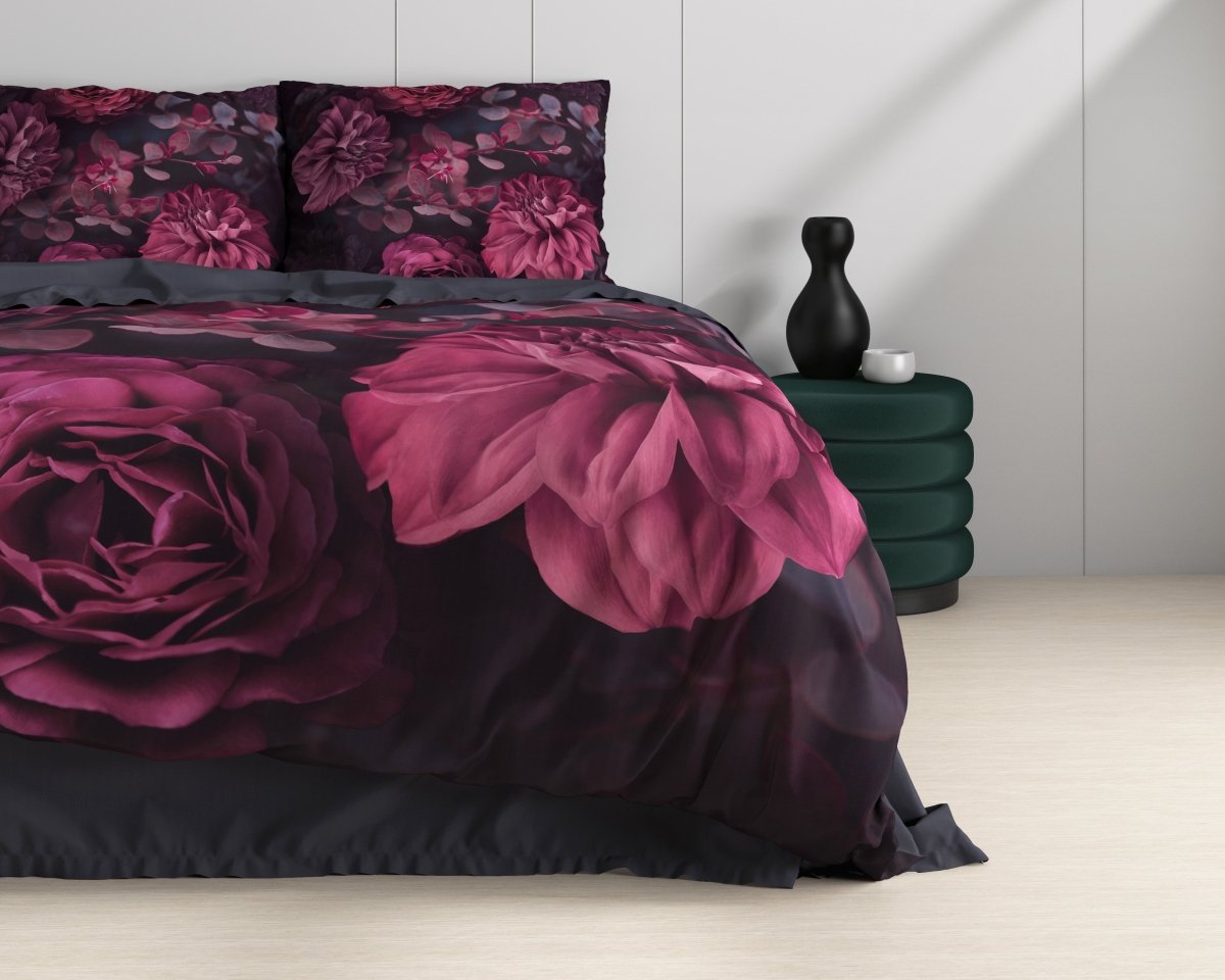 100% Cotton Sateen Duvet Cover Set Canberra | Red | Single - 140cm (W) x 220cm (L) - The Bedding & Blankets Store