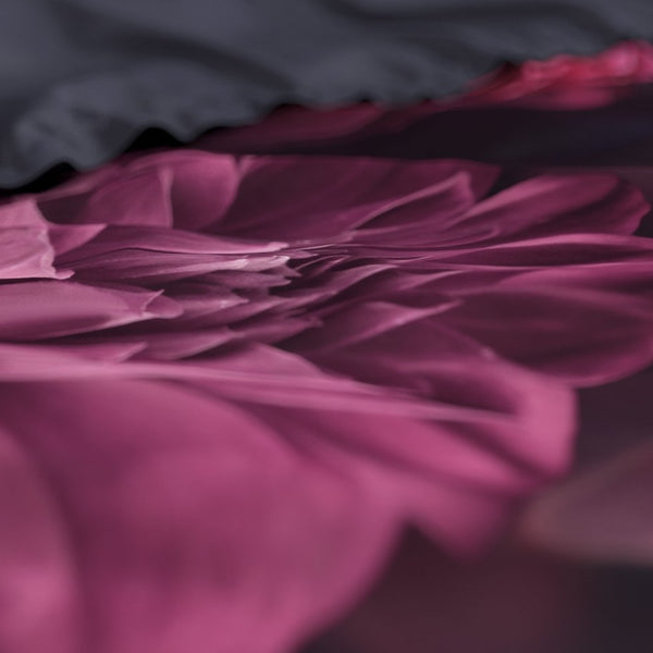 100% Cotton Sateen Duvet Cover Set Canberra | Red | Single - 140cm (W) x 220cm (L) - The Bedding & Blankets Store