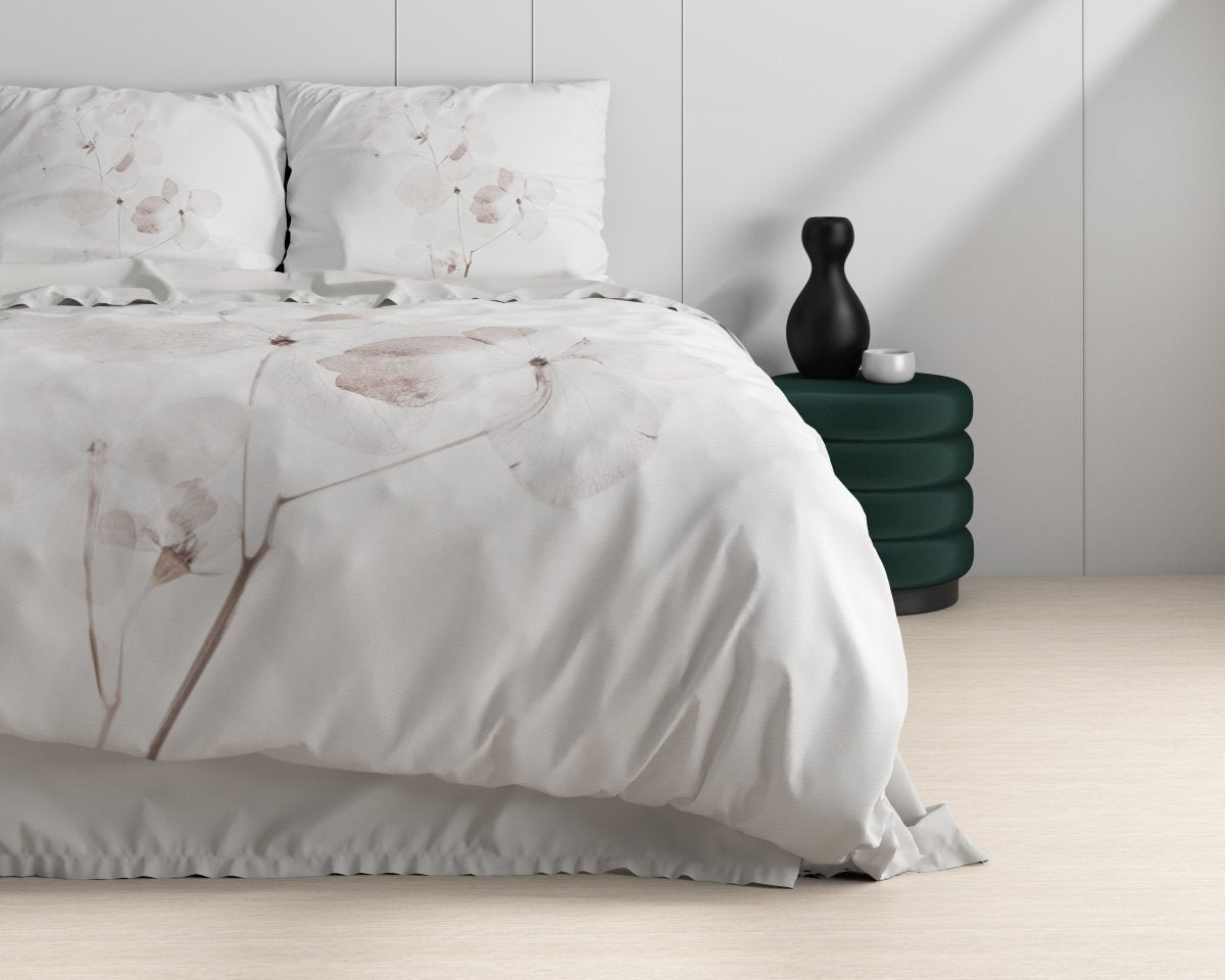100% Cotton Sateen Duvet Cover Set Dira | White | Single - 140cm (W) x 220cm (L) - The Bedding & Blankets Store