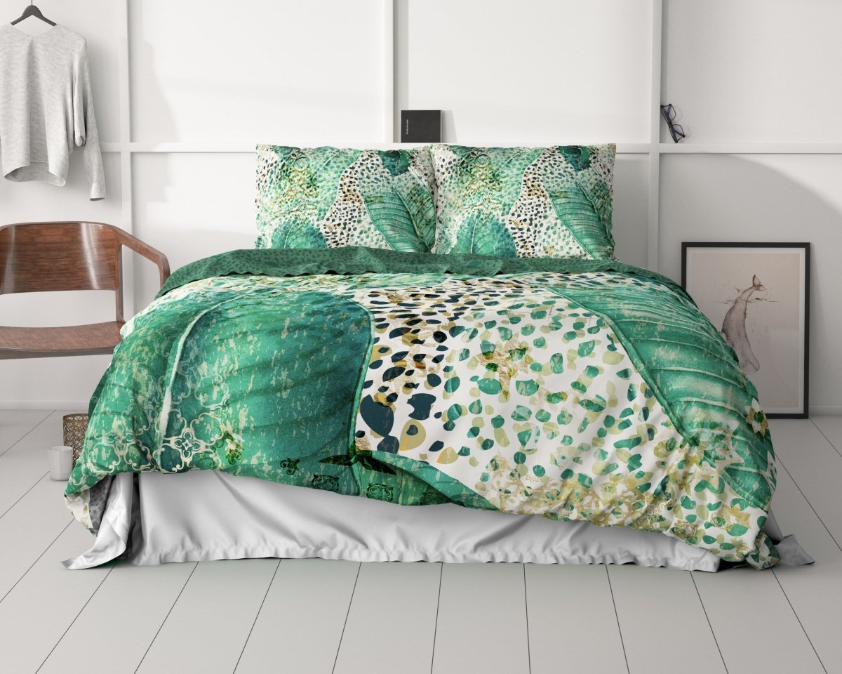 100% Cotton Sateen Duvet Cover Set Morena | Green | Single - 140cm (W) x 220cm (L) - The Bedding & Blankets Store
