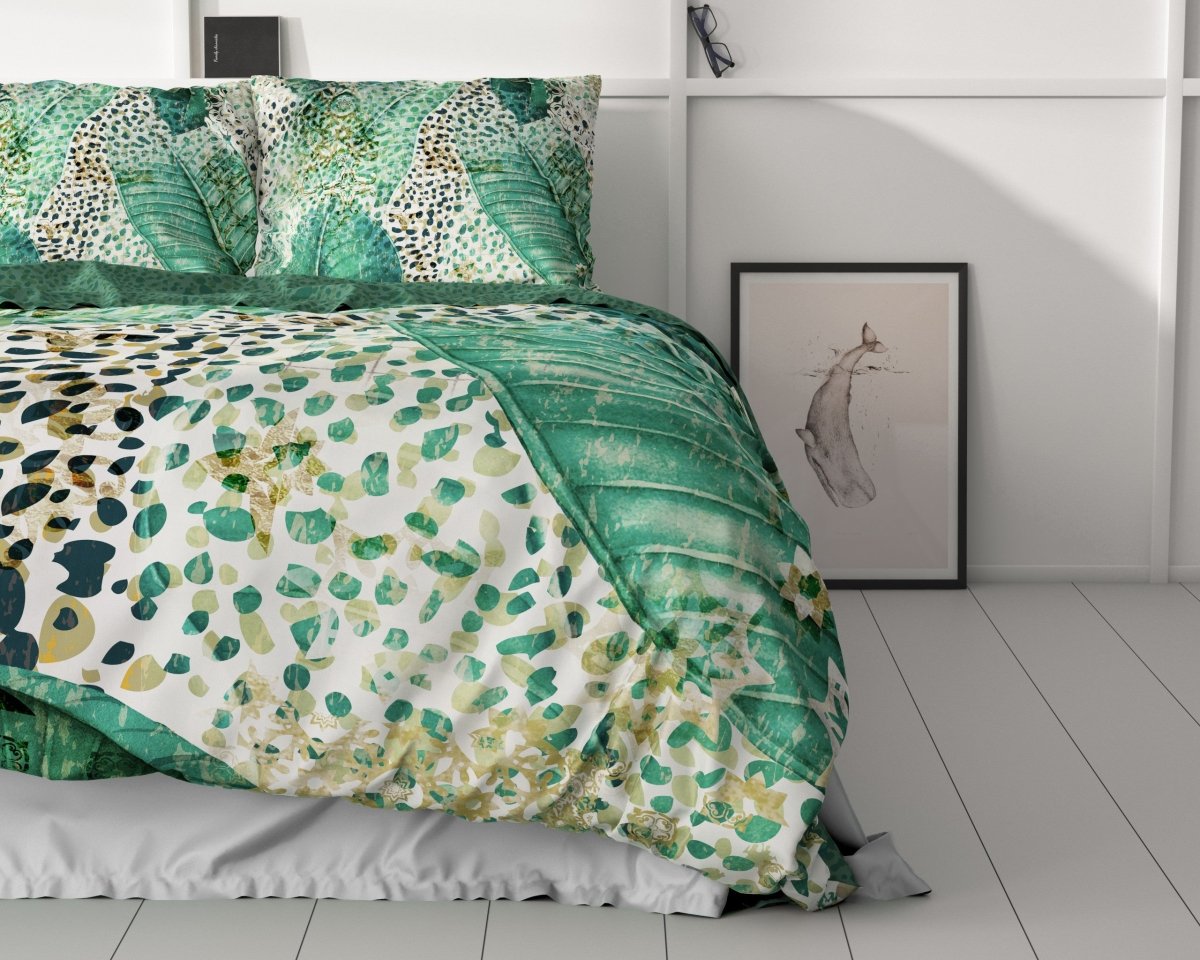 100% Cotton Sateen Duvet Cover Set Morena | Green | Single - 140cm (W) x 220cm (L) - The Bedding & Blankets Store