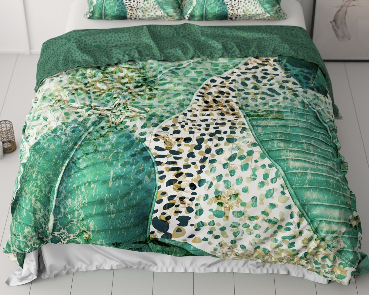100% Cotton Sateen Duvet Cover Set Morena | Green | Single - 140cm (W) x 220cm (L) - The Bedding & Blankets Store