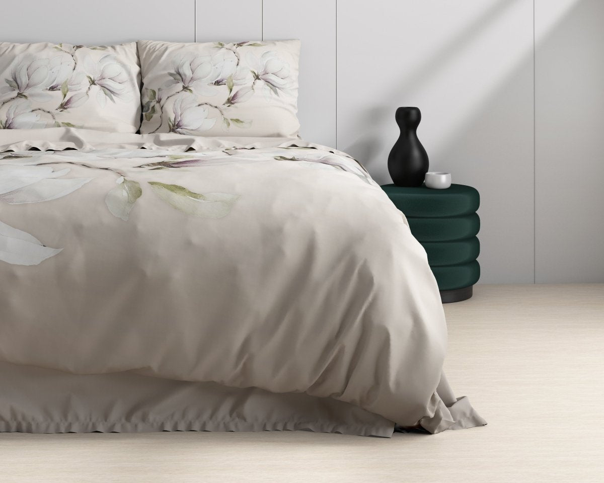 100% Cotton Satin Duvet Cover Set Magnolo | White | King - 240cm (W) x 220cm (L) - The Bedding & Blankets Store