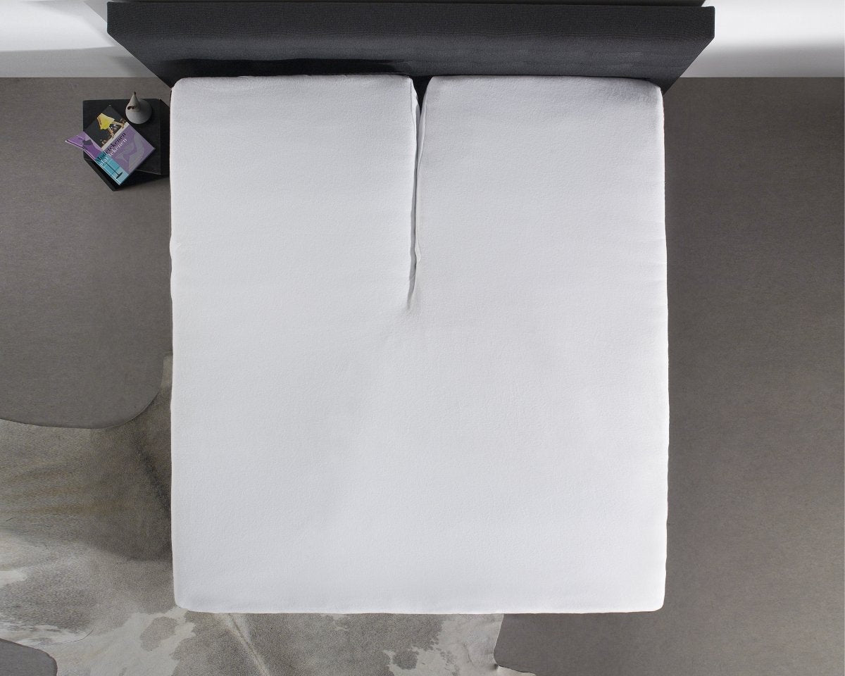 100% Cotton Waterproof Incontinence Split - Top Fitted Mattress Protector Sheet | White | King 180cm (W) x 220cm (L) x 10cm (D) - The Bedding & Blankets Store