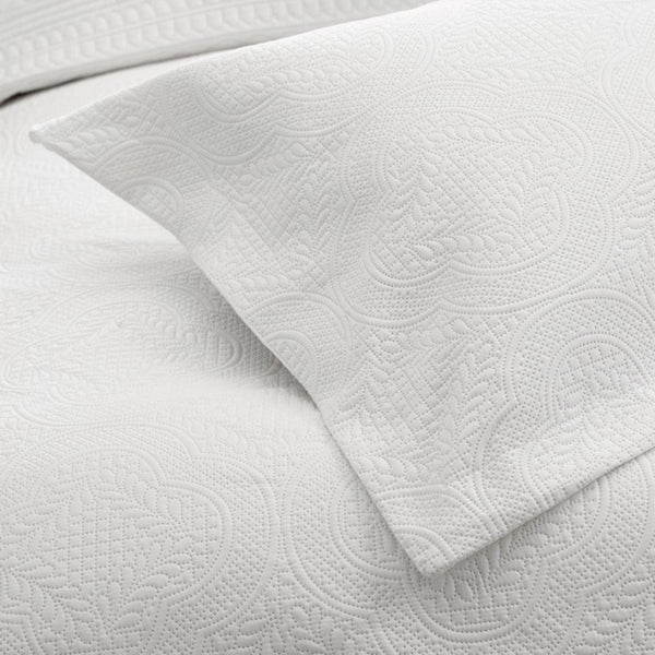 Charlene Soft & Elegant Bedspread | White | 260cm (W) x 250cm (L) - The Bedding & Blankets Store
