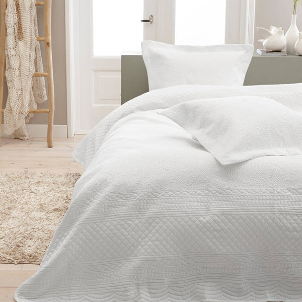 Charlene Soft & Elegant Bedspread | White | 260cm (W) x 250cm (L) - The Bedding & Blankets Store