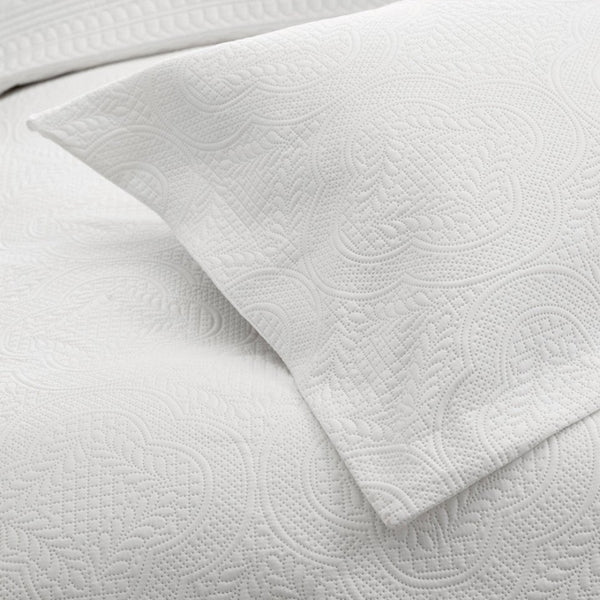 Charlene Soft & Elegant Bedspread | White | 260cm (W) x 250cm (L) - The Bedding & Blankets Store