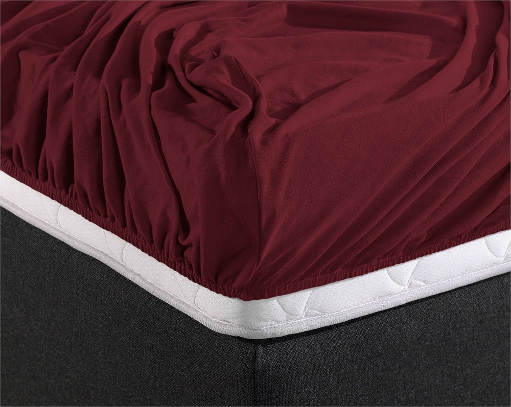 Double Jersey 220 GSM Soft Cotton Fitted Sheet | Bordeaux Red | Queen/King (EU) 160/180 x 200/220cm (L) x 40cm (D) - The Bedding & Blankets Store