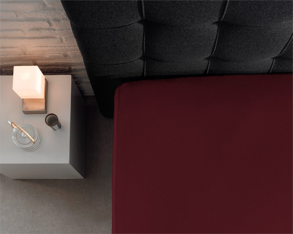 Double Jersey 220 GSM Soft Cotton Fitted Sheet | Bordeaux Red | Queen/King (EU) 160/180 x 200/220cm (L) x 40cm (D) - The Bedding & Blankets Store