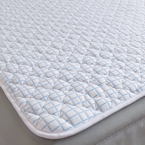 Qmax Mattress Topper | White | Queen 160cm (W) x 200cm (L) - The Bedding & Blankets Store