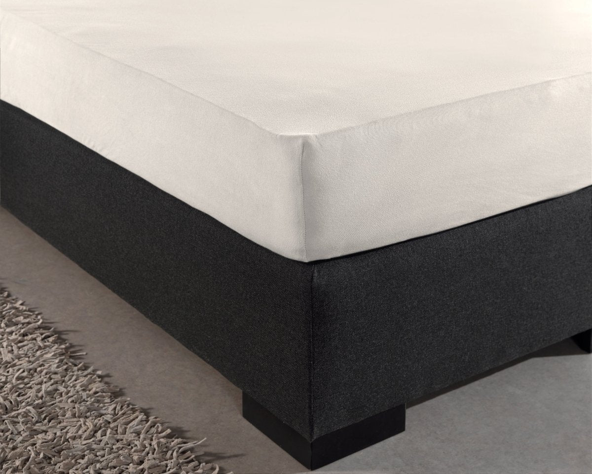 Single Jersey 135 GSM Soft Cotton Fitted Sheet | Cream | Single 80/100 x 200cm (L) x 30cm (D) - The Bedding & Blankets Store