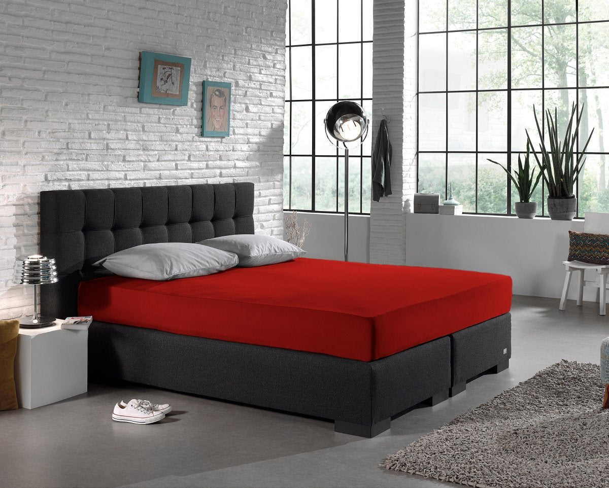 Single Jersey 135 GSM Soft Cotton Fitted Sheet | Red | Single 80/100 x 200cm (L) x 30cm (D) - The Bedding & Blankets Store