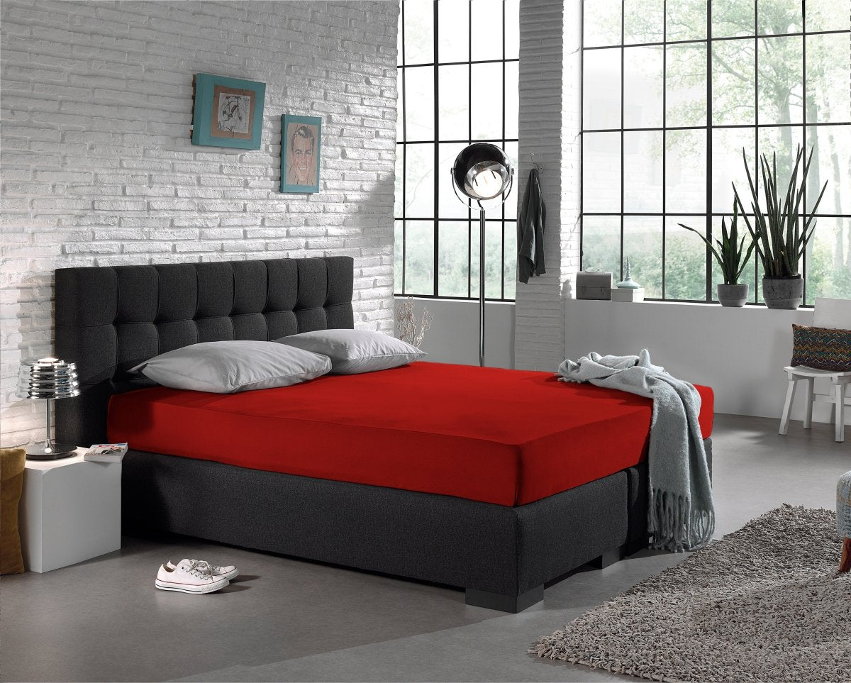 Single Jersey 135 GSM Soft Cotton Fitted Sheet | Red | Single 80/100 x 200cm (L) x 30cm (D) - The Bedding & Blankets Store