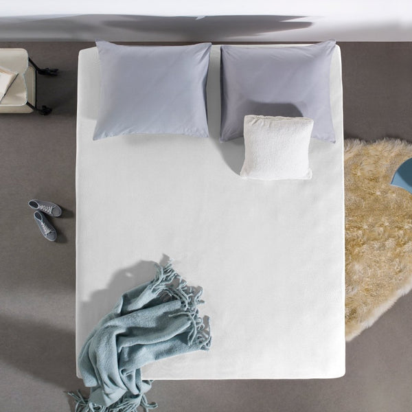 Single Jersey 135 GSM Soft Cotton Fitted Sheet | White | Single 80/100 x 200cm (L) x 30cm (D) - The Bedding & Blankets Store