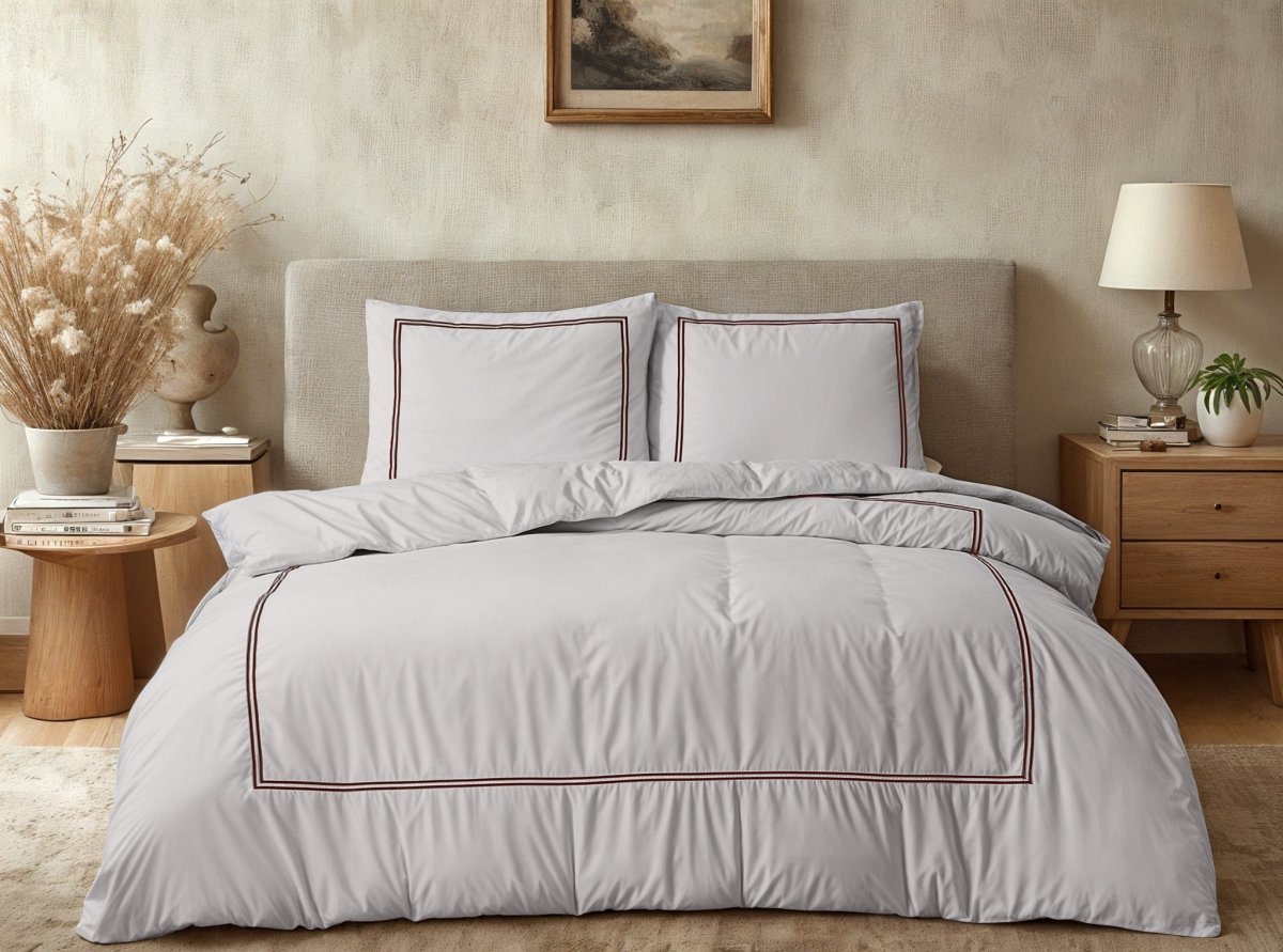 100% Cotton Percale Duvet Cover Set Brata | Taupe/Bronze | Super King - 260cm (W) x 200/260cm (L) - The Bedding & Blankets Store