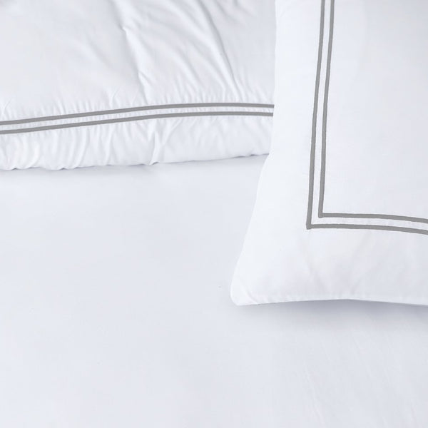 100% Cotton Percale Duvet Cover Set Brata | White/Grey | Super King - 260cm (W) x 200/260cm (L) - The Bedding & Blankets Store