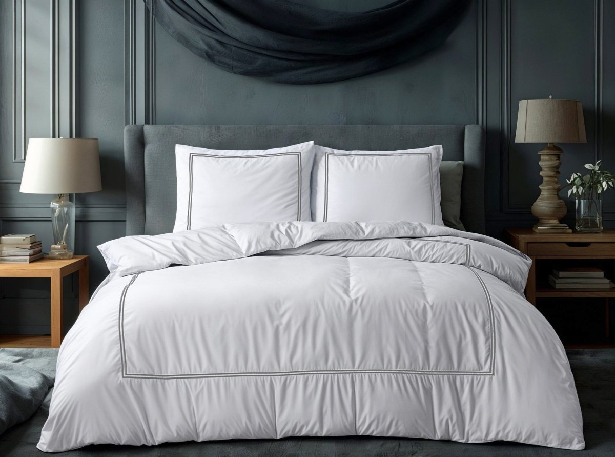 100% Cotton Percale Duvet Cover Set Brata | White/Grey | Super King - 260cm (W) x 200/260cm (L) - The Bedding & Blankets Store