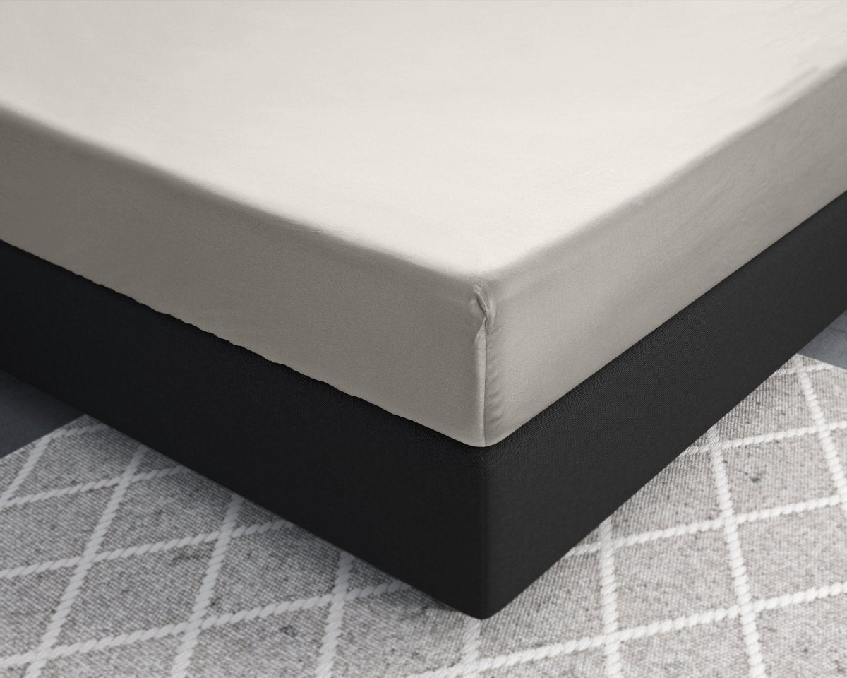 100% Cotton Satin Fitted Sheet | Cream | Single Narrow (EU) 70 x 200cm (L) x 30cm (D) - The Bedding & Blankets Store