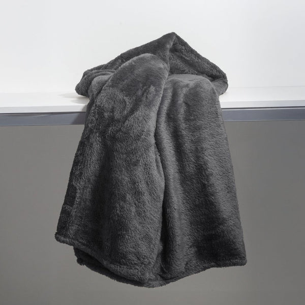 Teddy Fleece Throw | Anthracite Grey | 150cm x 200cm - The Bedding & Blankets Store