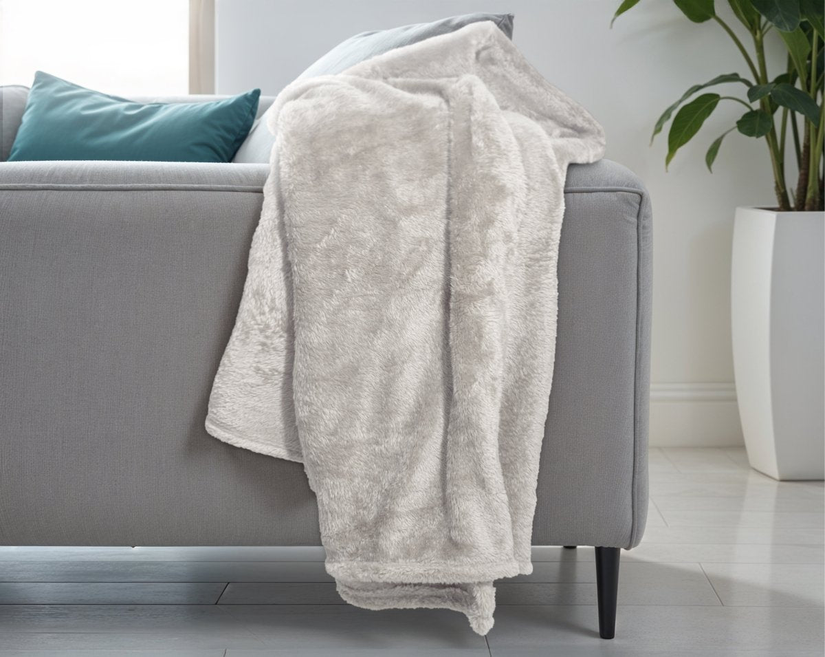 Teddy Fleece Throw | Beige | 150cm x 200cm - The Bedding & Blankets Store