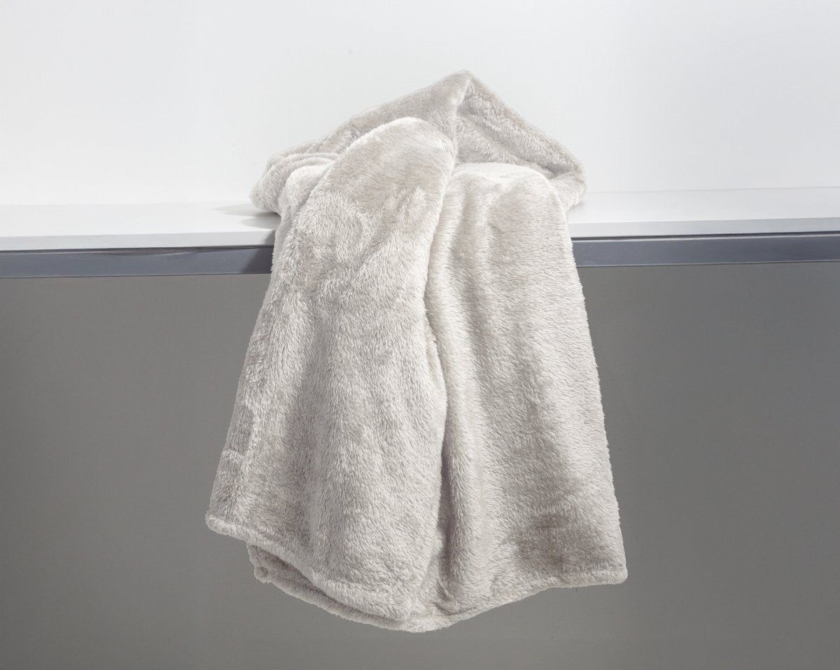 Teddy Fleece Throw | Beige | 150cm x 200cm - The Bedding & Blankets Store