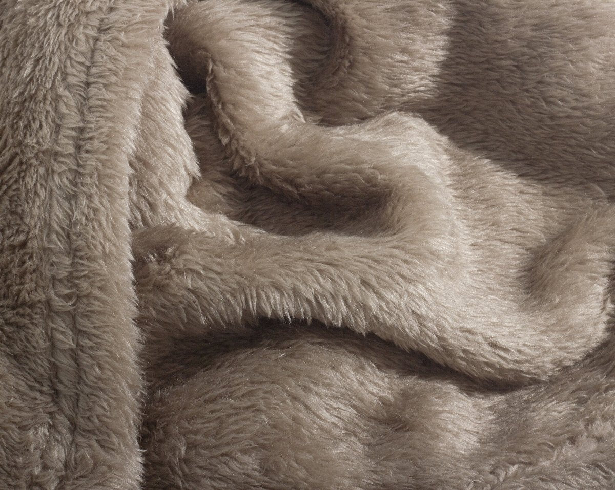 Teddy Fleece Throw | Deep Taupe | 150cm x 200cm - The Bedding & Blankets Store