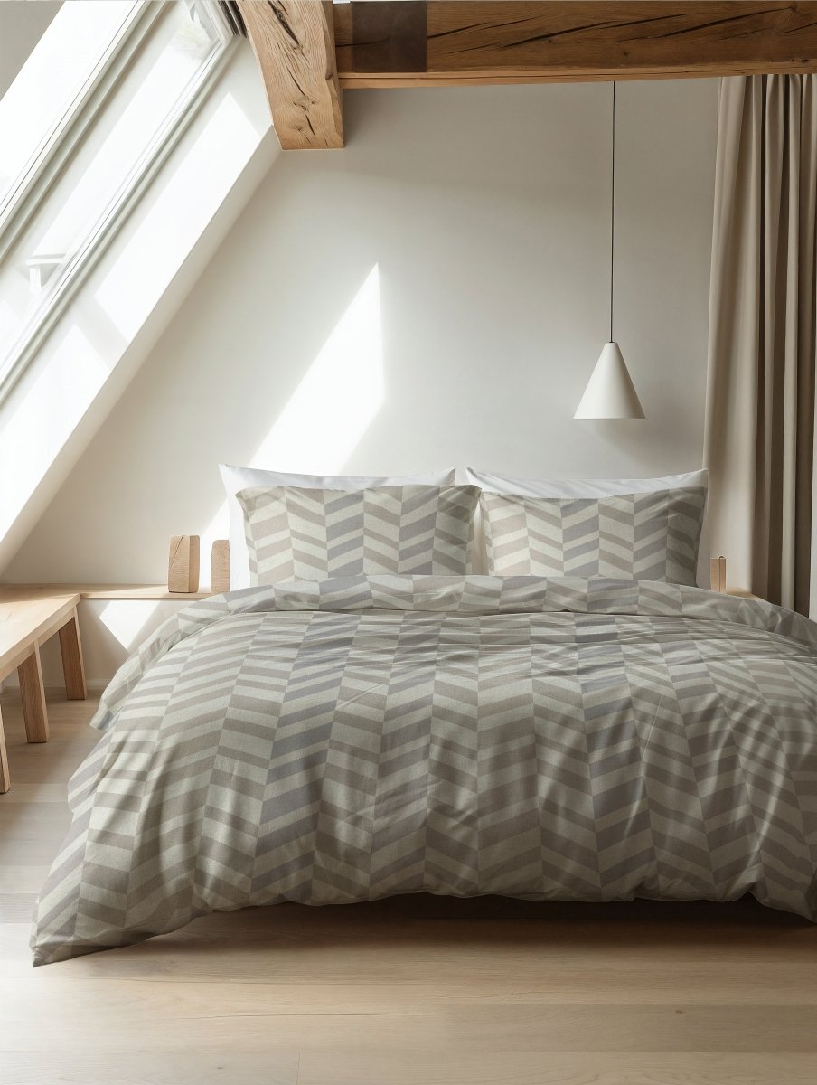 100% Brushed Cotton Duvet Cover Set Chevron | Beige/Sand | King - 240cm (W) x 200cm (L) - The Bedding & Blankets Store