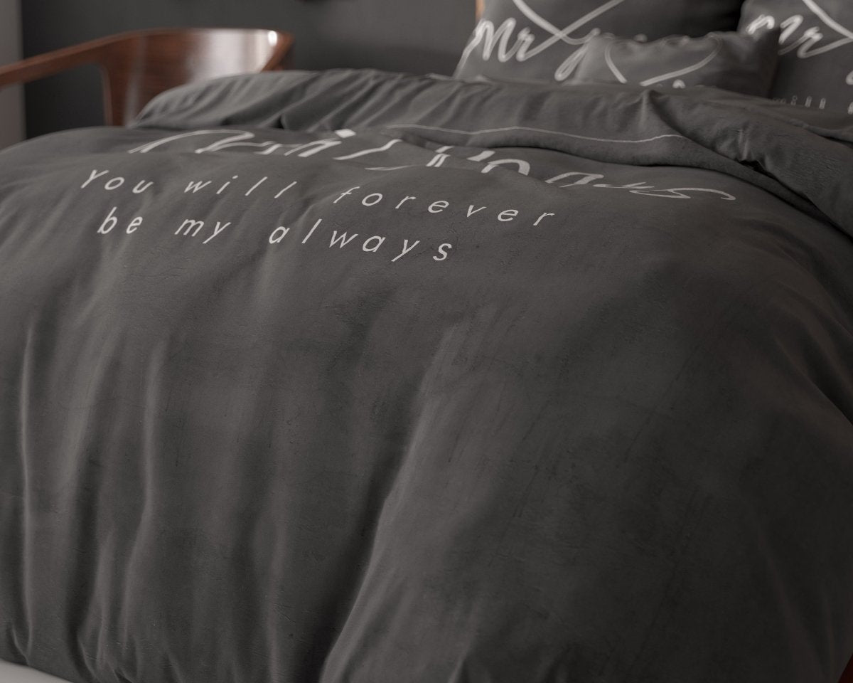 100% Microfibre Duvet Cover Set Mr and Mrs Heart | Grey Anthracite | Single - 140cm (W) x 220cm (L) - The Bedding & Blankets Store
