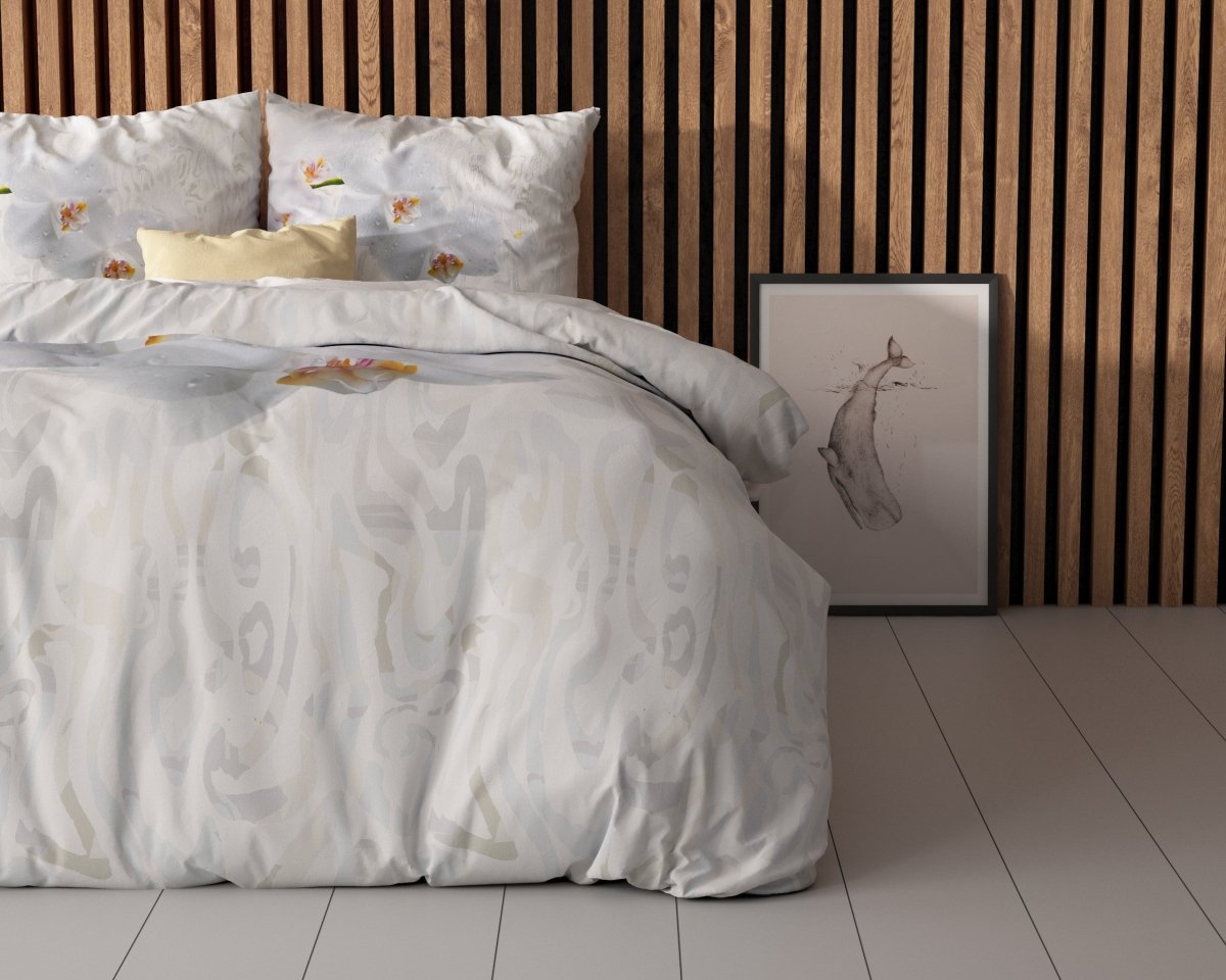100% Microfibre Duvet Cover Set Orchid | White | Single - 140cm (W) x 220cm (L) - The Bedding & Blankets Store