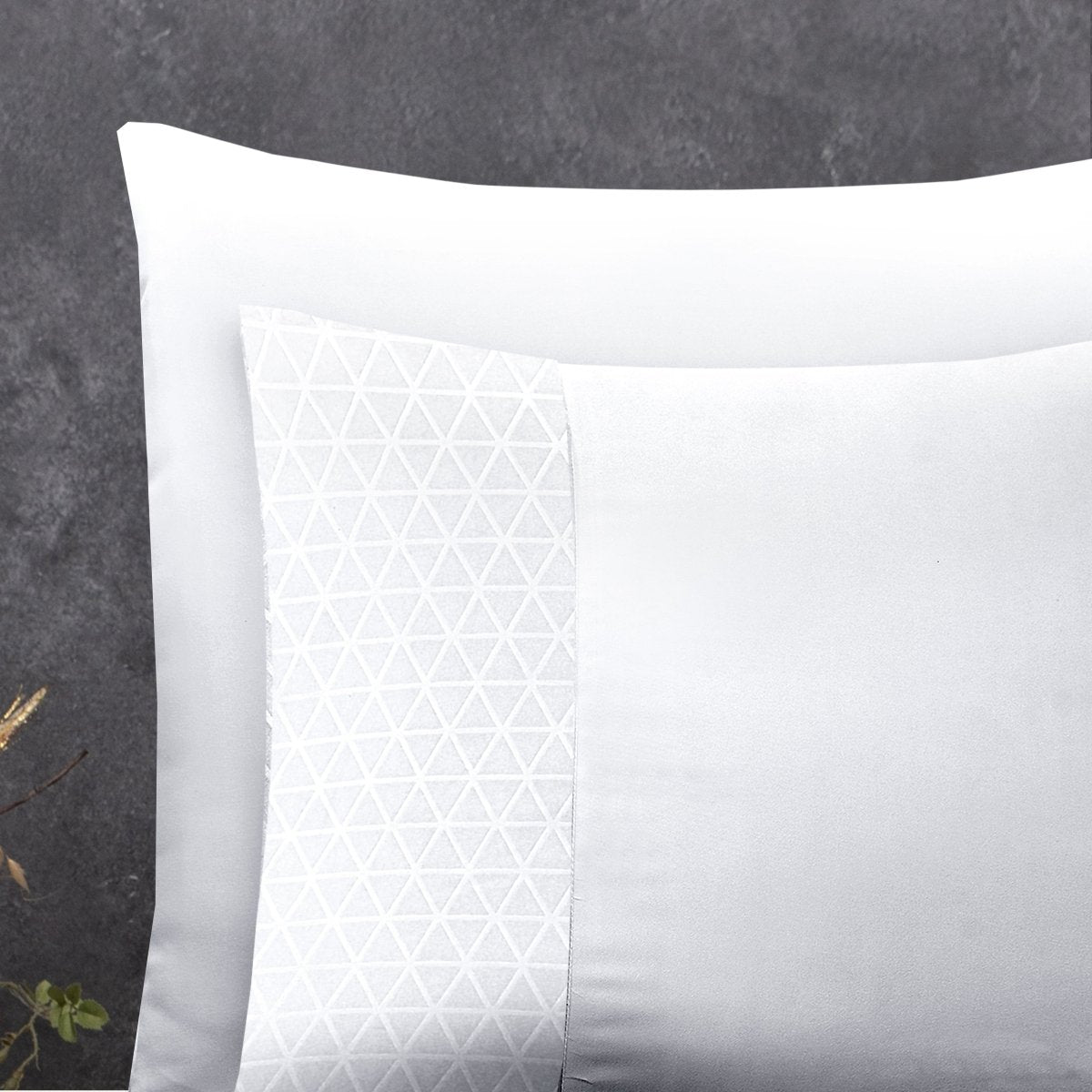 100% Microfibre Duvet Cover Set Valencia | White | Single - 140cm (W) x 220cm (L) - The Bedding & Blankets Store