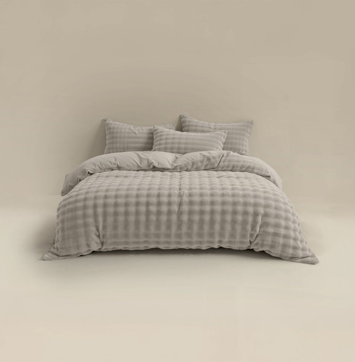100% Polyester Flannel Pom Pom Duvet Cover Set Pom Pom | Beige | Single - 140cm (W) x 220cm (L) - The Bedding & Blankets Store