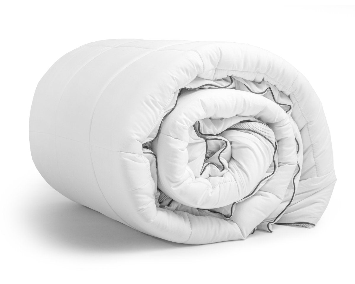 3D AIR Micro Touch Lightweight Duvet | White | Double - 200cm (W) x 200cm (L) - The Bedding & Blankets Store