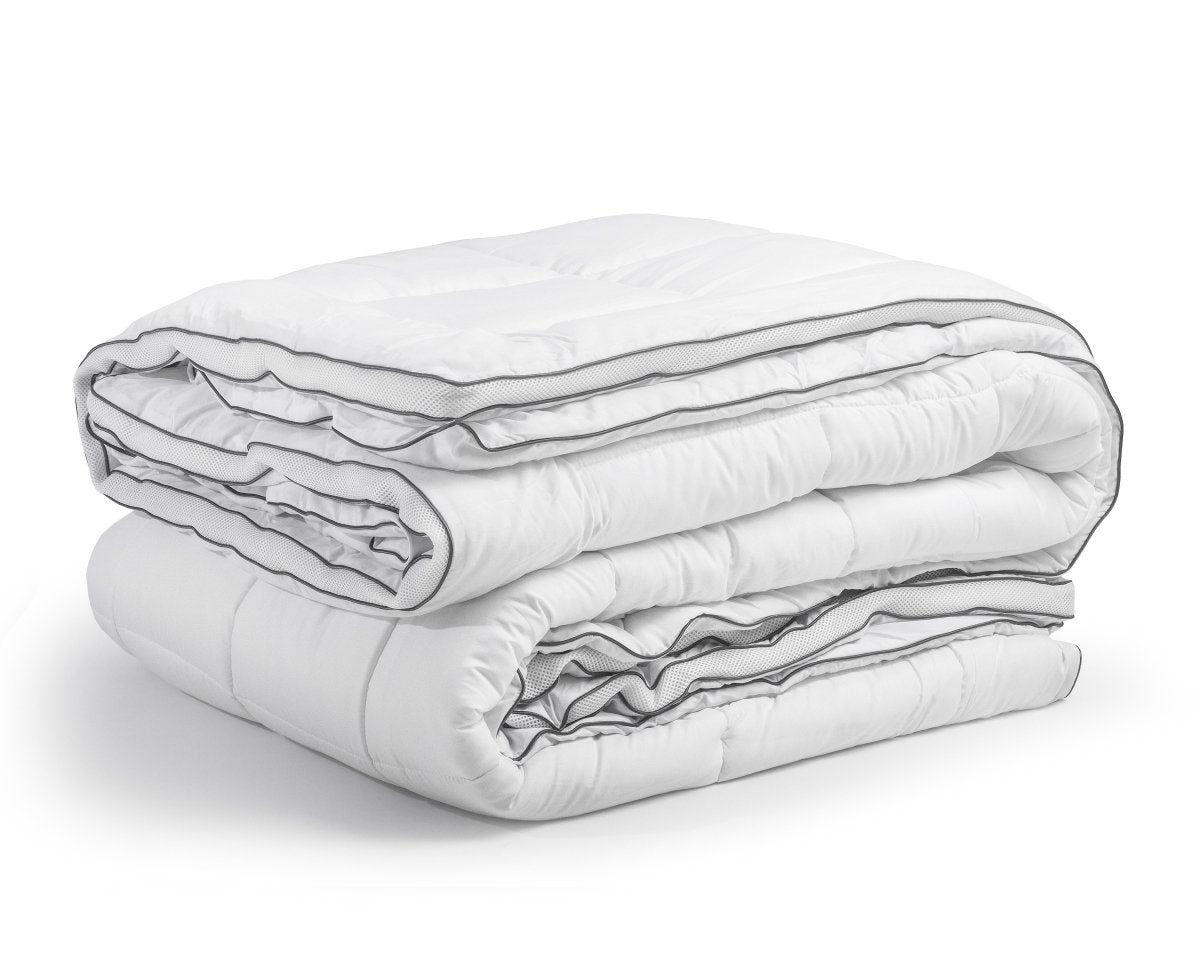 3D AIR Micro Touch Lightweight Duvet | White | Double - 200cm (W) x 200cm (L) - The Bedding & Blankets Store