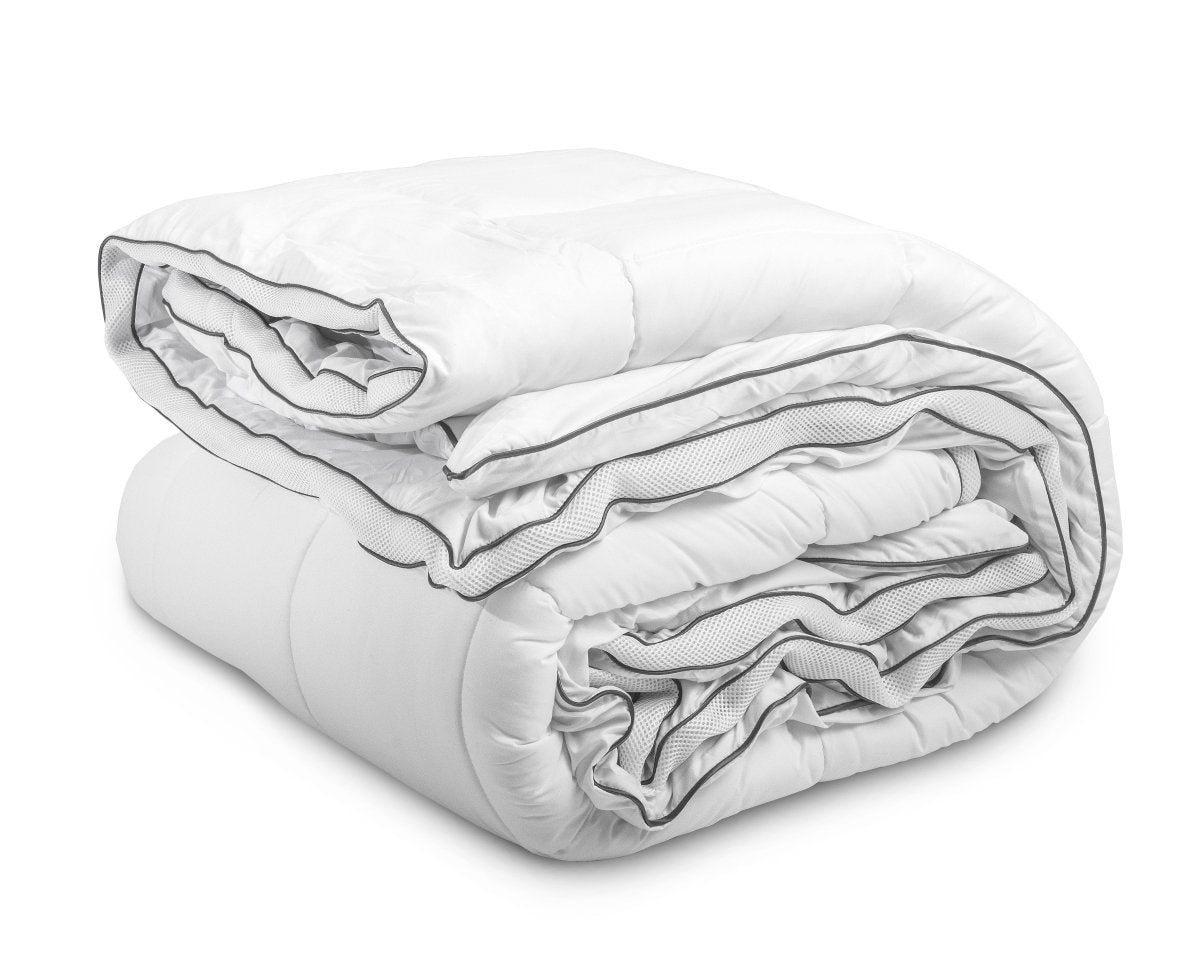 3D AIR Micro Touch Lightweight Duvet | White | Double - 200cm (W) x 200cm (L) - The Bedding & Blankets Store