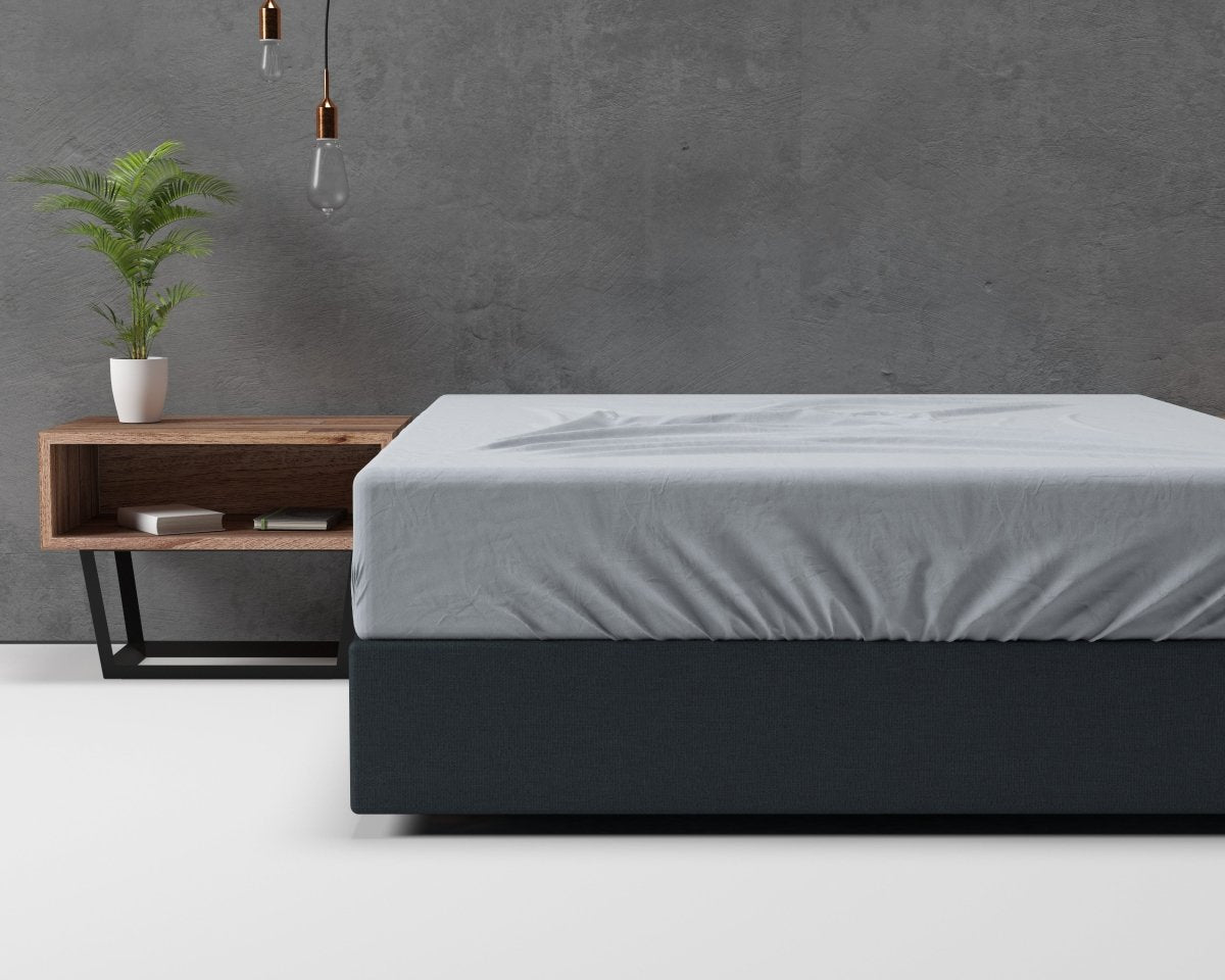 Classic Flannel Fitted Sheet | Grey | Single 90 x 200cm (L) x cm (D) - The Bedding & Blankets Store