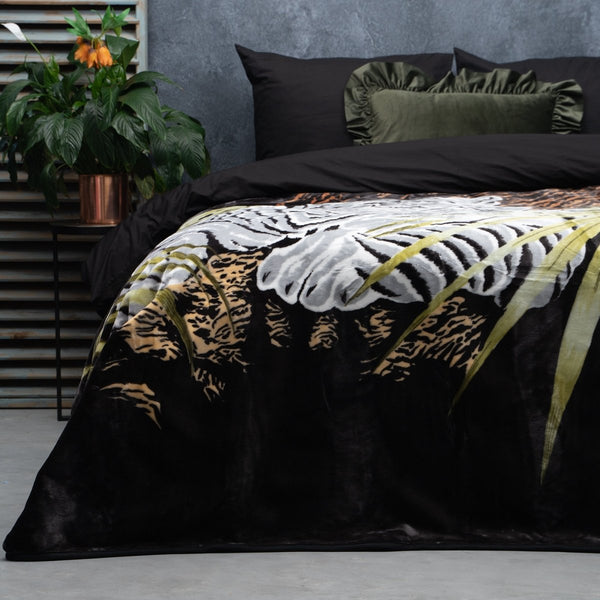 Embossed Snow Tiger Duvet | Black | Large Double (EU) - 200cm (W) x 240cm (L) - The Bedding & Blankets Store