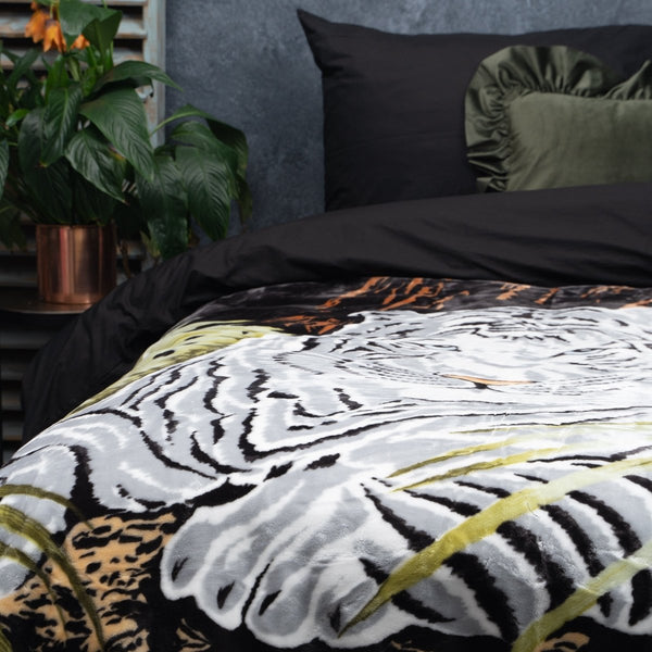 Embossed Snow Tiger Duvet | Black | Large Double (EU) - 200cm (W) x 240cm (L) - The Bedding & Blankets Store