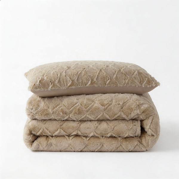 Faux Fur Duvet Cover Set Syon | Taupe | King Long - 240cm (W) x 220cm (L) - The Bedding & Blankets Store