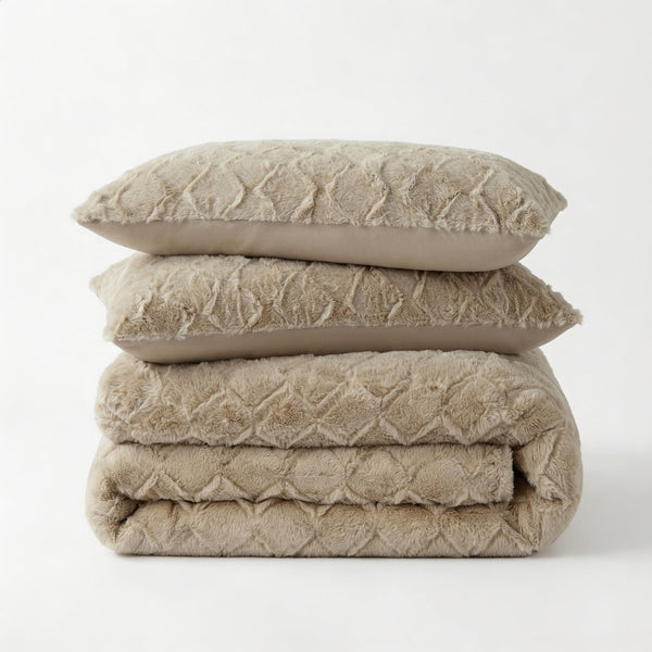Faux Fur Duvet Cover Set Syon | Taupe | King Long - 240cm (W) x 220cm (L) - The Bedding & Blankets Store