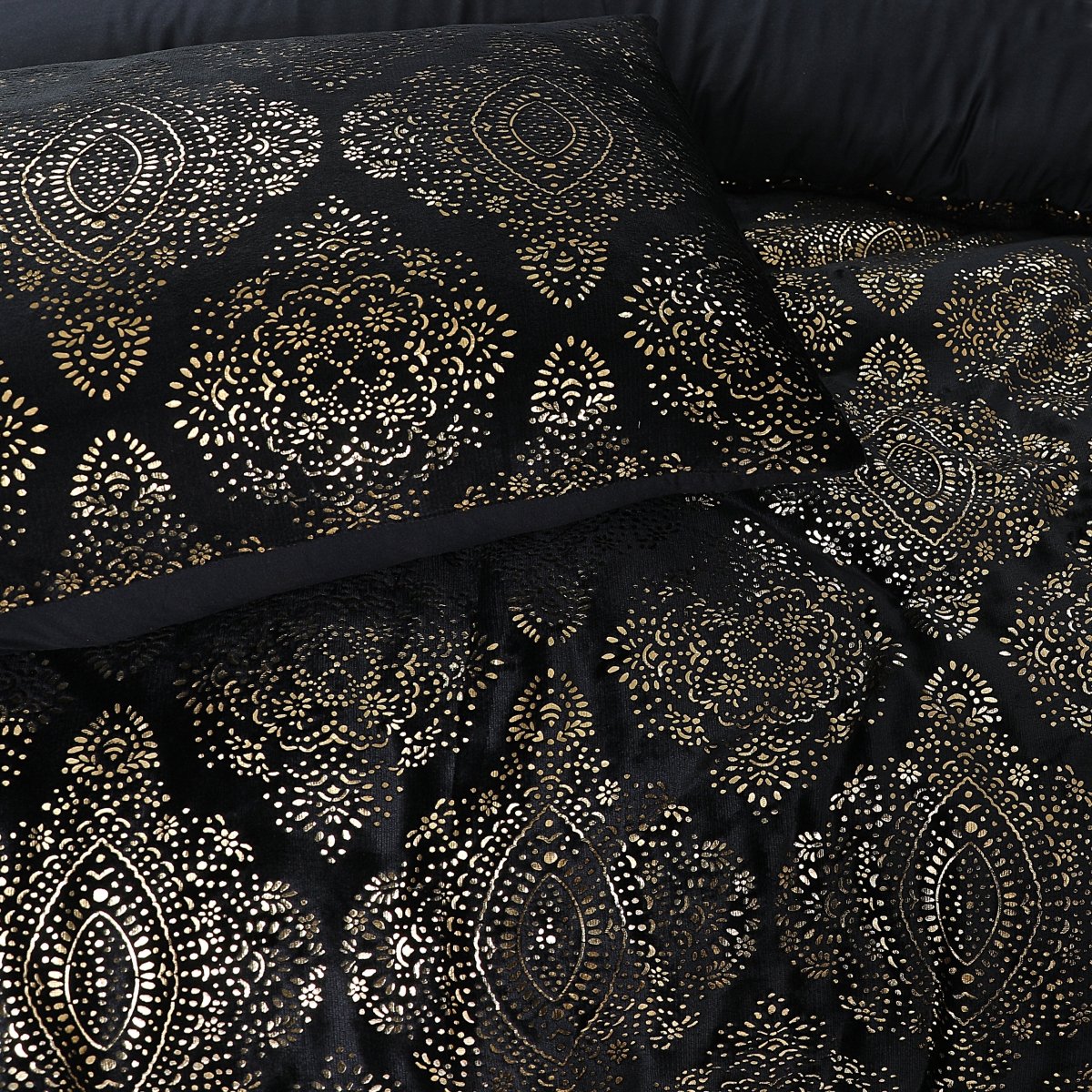 Flannel Fleece Duvet Cover Set Glamour Art Foil Design | Black | Double - 200cm (W) x 200/220cm (L) - The Bedding & Blankets Store