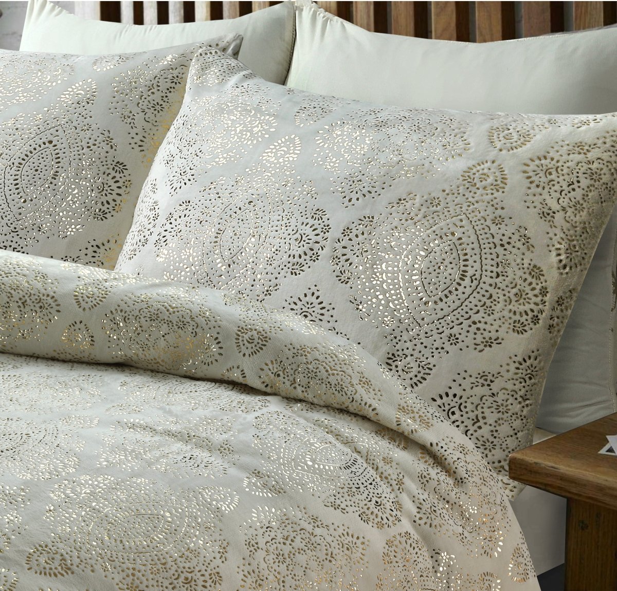 Flannel Fleece Duvet Cover Set Glomour Art Foil Design | Cream | Double - 200cm (W) x 200/220cm (L) - The Bedding & Blankets Store