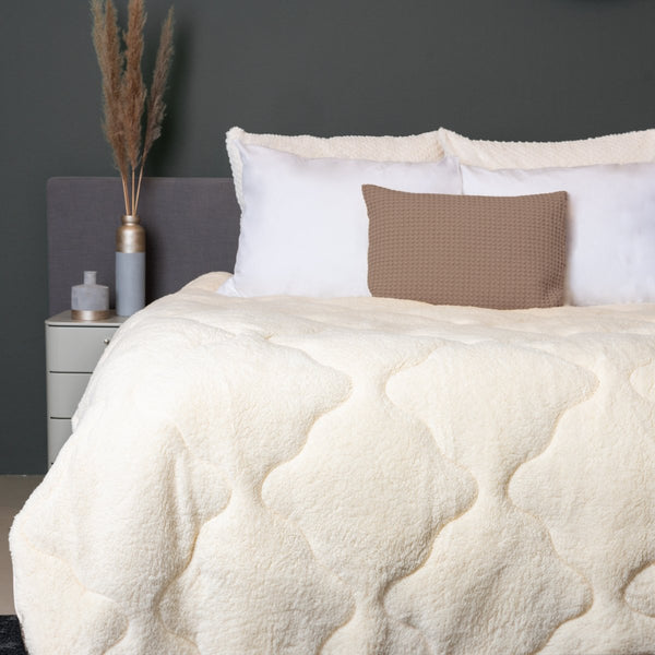 Lazy Teddy Duvet | Cream | Single - 140cm (W) x 200cm (L) - The Bedding & Blankets Store