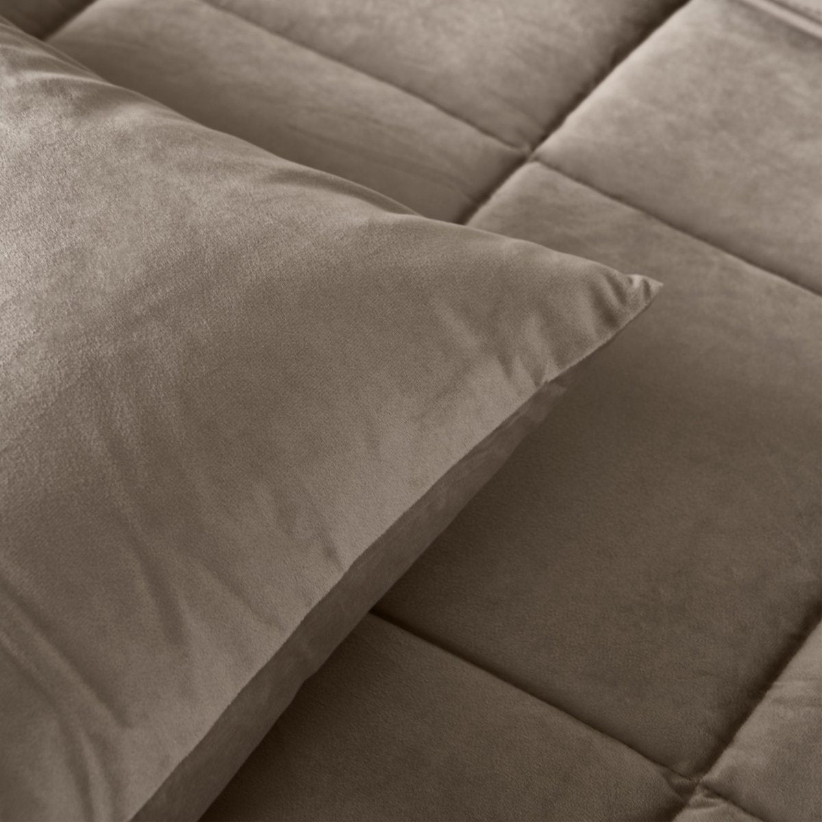 Lazy Velvet Duvet | Taupe/Grey | Single - 140cm (W) x 200cm (L) - The Bedding & Blankets Store