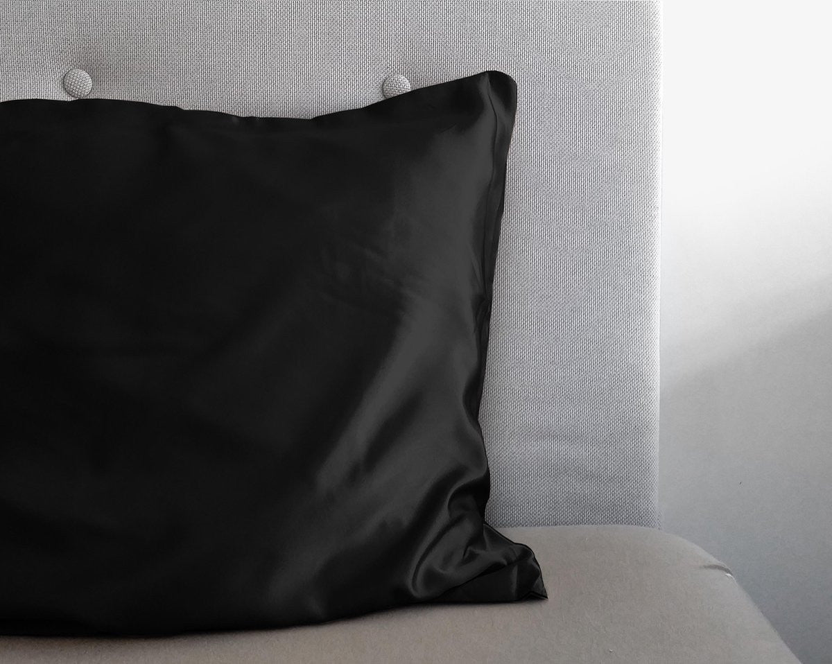 Luxury Satin Microfibre Beauty Skin Care Pillowcase | Black | 60cm x 70cm - The Bedding & Blankets Store